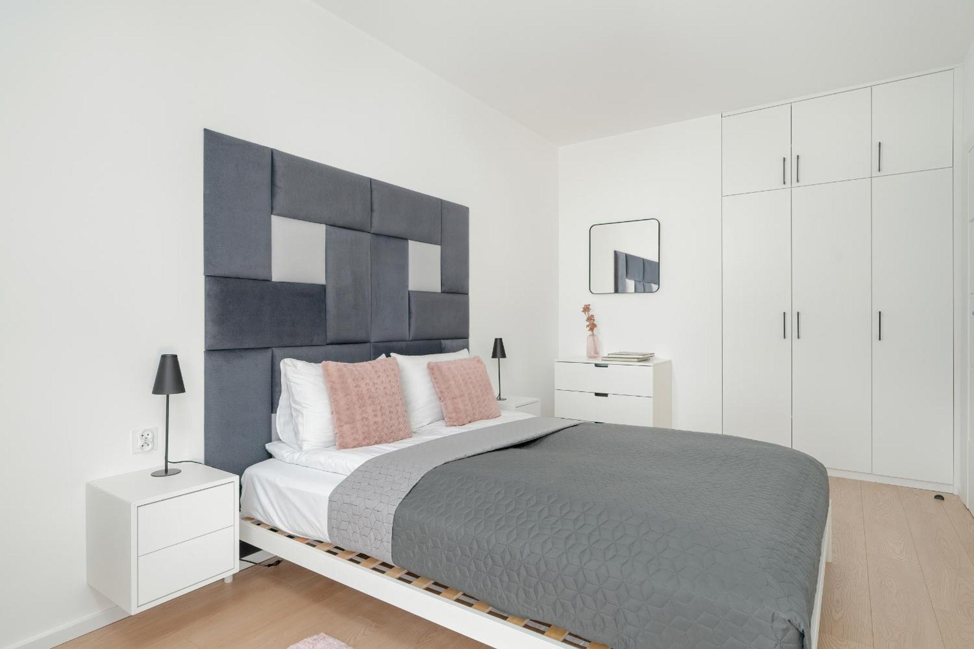 Spacious Apartment With Balcony By Rent Like Home Poznań Exterior foto