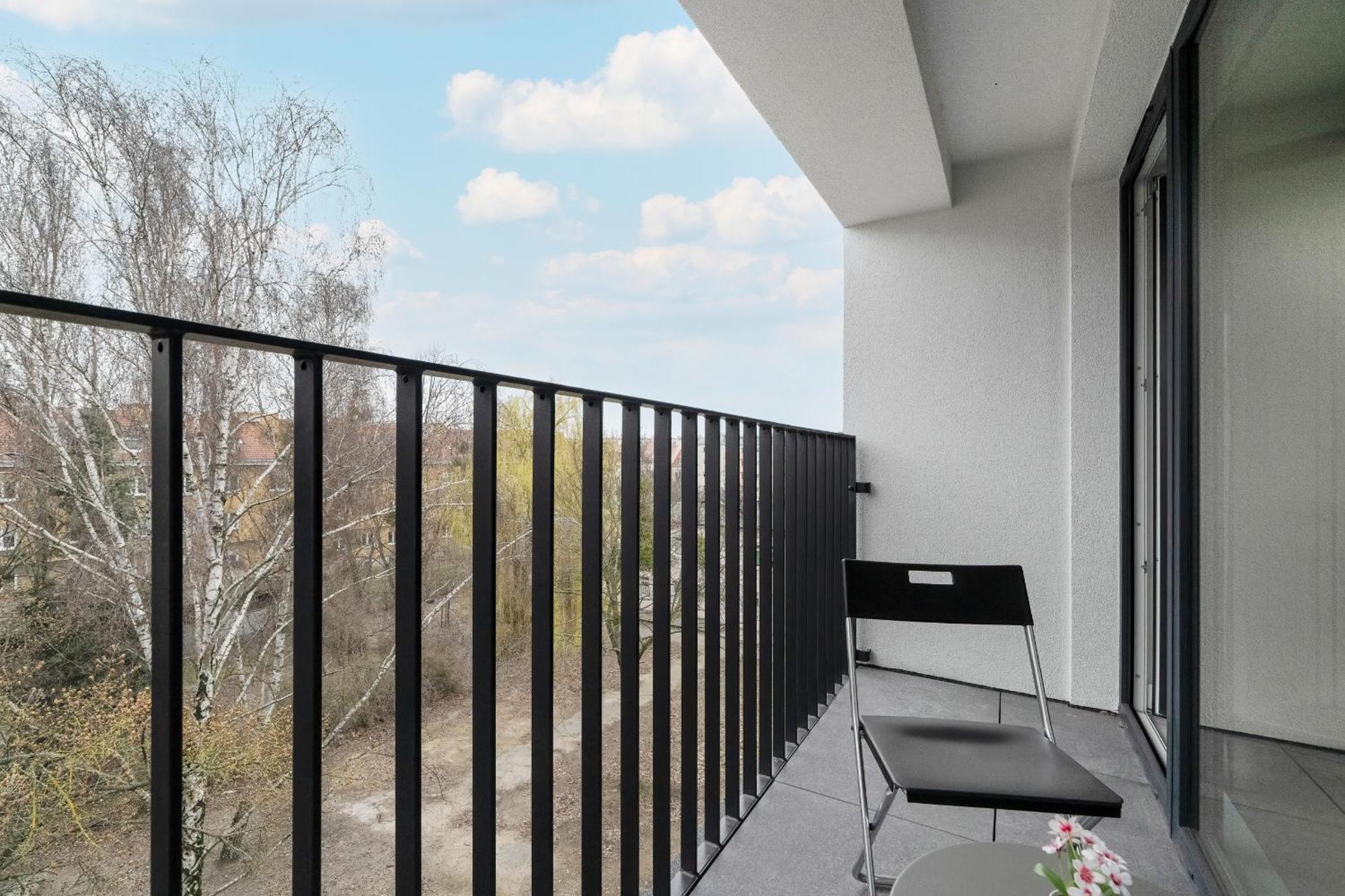 Spacious Apartment With Balcony By Rent Like Home Poznań Exterior foto
